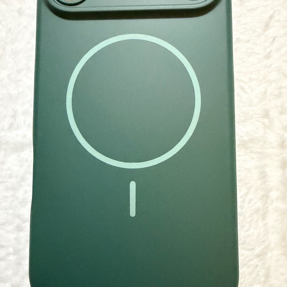 iPhone 17 Pro Max Green Phone Case Magsafe Compatible
